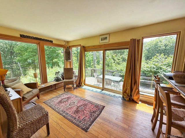 11 Nordic Drive, Woodstock, NY 12498