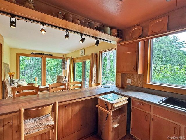 11 Nordic Drive, Woodstock, NY 12498