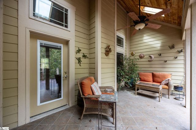 40 Mountain Shadows Drive, Asheville, NC 28748