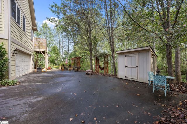 40 Mountain Shadows Drive, Asheville, NC 28748
