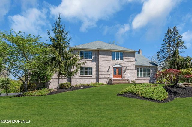 7 Shira Lane, Manalapan, NJ 07726