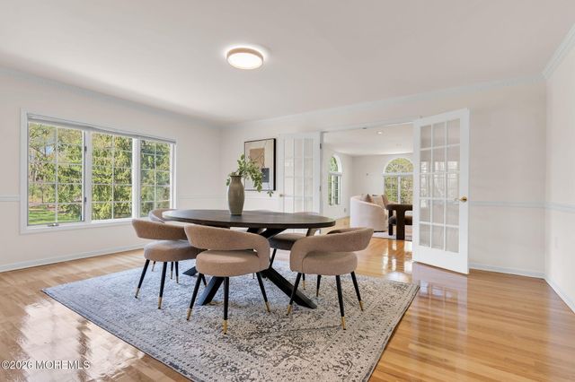 7 Shira Lane, Manalapan, NJ 07726
