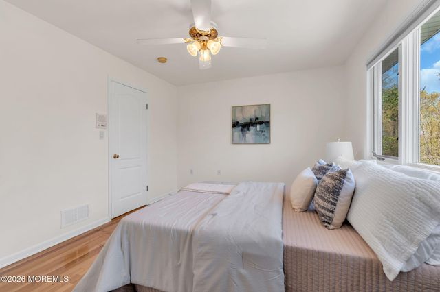 7 Shira Lane, Manalapan, NJ 07726