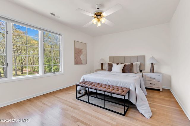 7 Shira Lane, Manalapan, NJ 07726