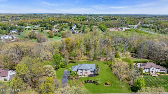 7 Shira Lane, Manalapan, NJ 07726