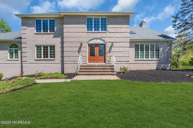7 Shira Lane, Manalapan, NJ 07726