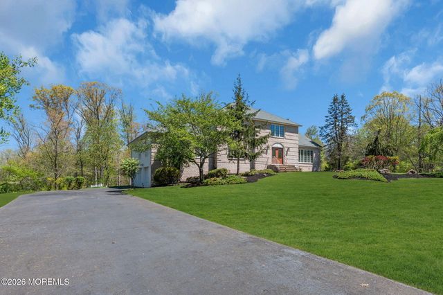 7 Shira Lane, Manalapan, NJ 07726