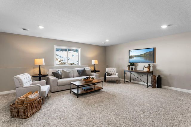 27270 Pete's Hill Trail, Elko New Market, MN 55020