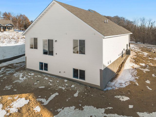 27270 Pete's Hill Trail, Elko New Market, MN 55020
