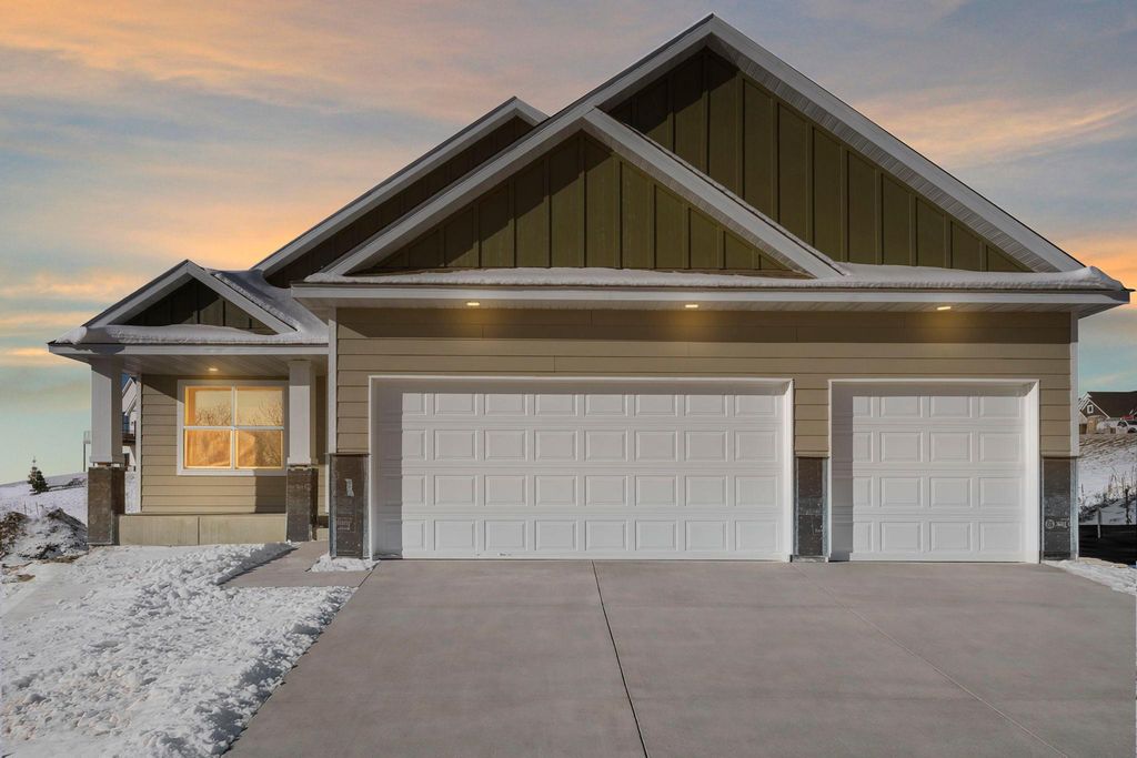 27270 Pete's Hill Trail, Elko New Market, MN 55020