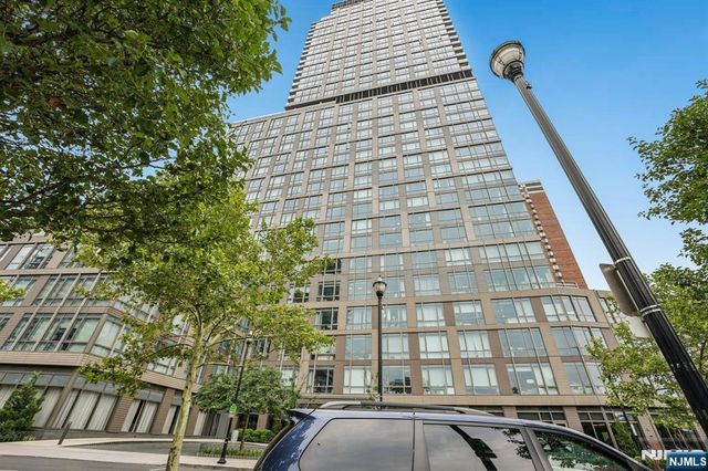 75 Park Lane, Jersey City, NJ 07310