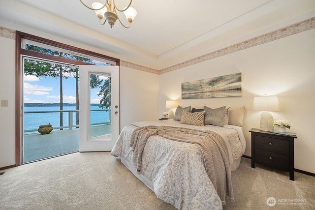 141 E WINTERWOOD Drive, Grapeview, WA 98546