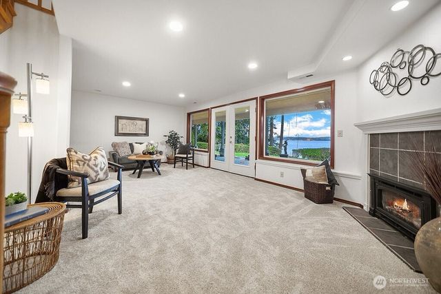 141 E WINTERWOOD Drive, Grapeview, WA 98546