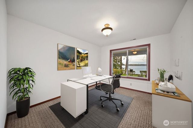 141 E WINTERWOOD Drive, Grapeview, WA 98546