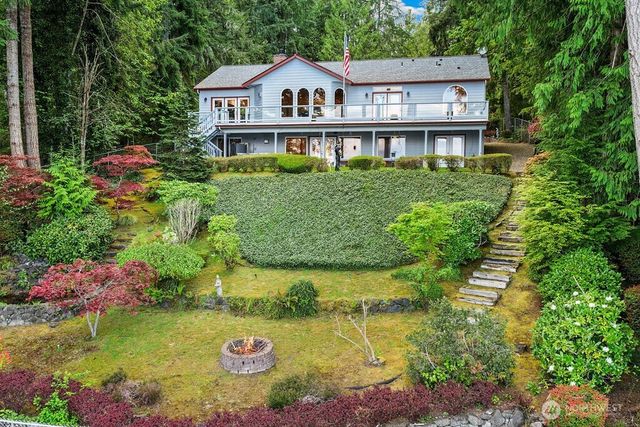 141 E WINTERWOOD Drive, Grapeview, WA 98546