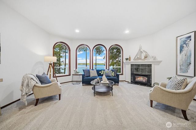 141 E WINTERWOOD Drive, Grapeview, WA 98546