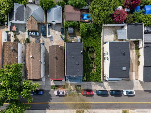 9521 87th Street, Ozone Park, NY 11416
