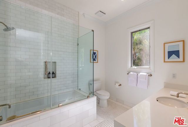 5209 Newcastle Lane, Calabasas, CA 91302