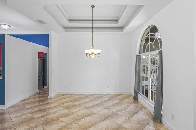 140 SW Mark Court, Port St Lucie, FL 34953