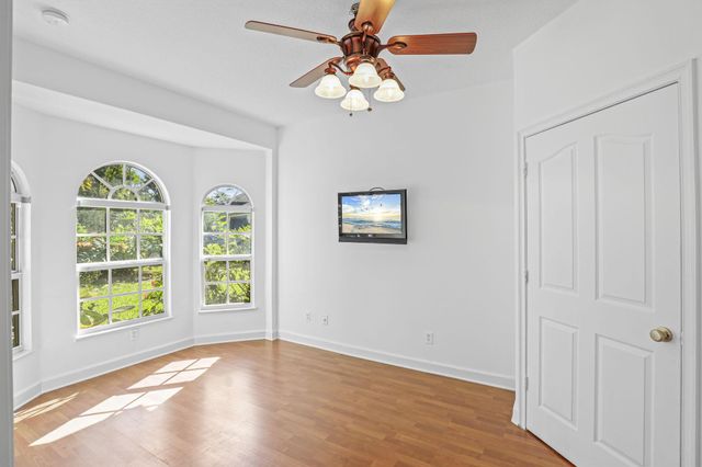 140 SW Mark Court, Port St Lucie, FL 34953