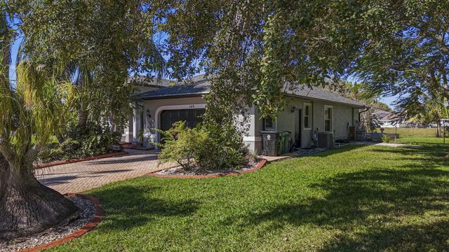 140 SW Mark Court, Port St Lucie, FL 34953