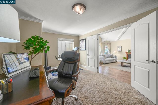 320 Deepcreek Ct, Danville, CA 94506