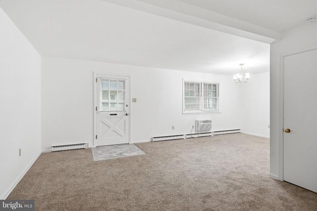 1110 WAYNE AVE, Coatesville, PA 19320