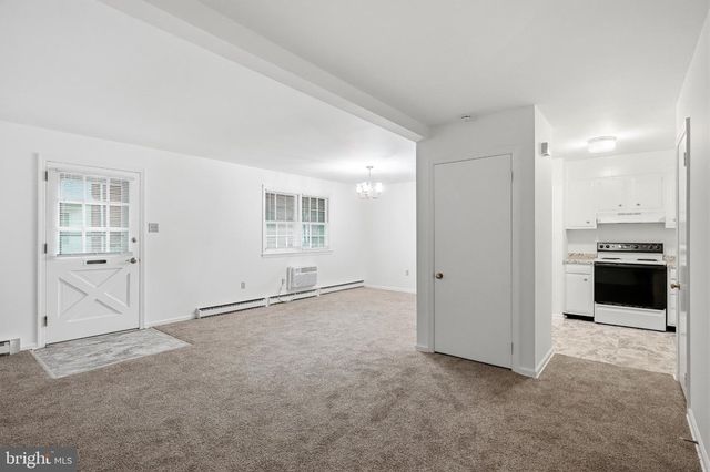 1110 WAYNE AVE, Coatesville, PA 19320