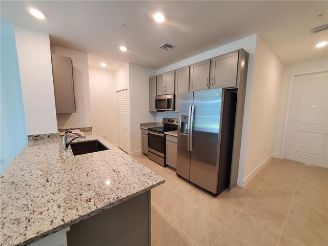 26401 Coco Cay CIR # 102, Bonita Springs, FL 34135