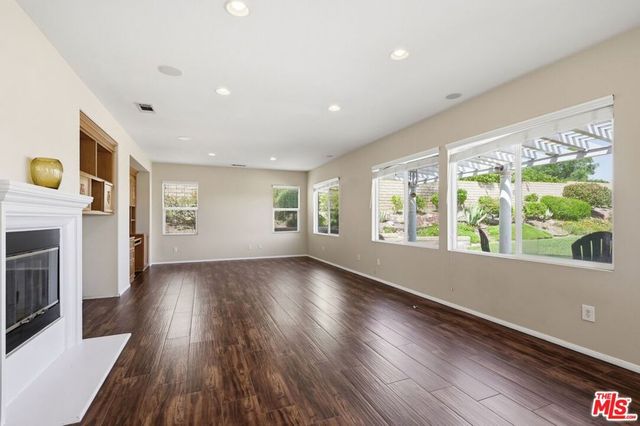 30118 Galbreth Court, Castaic, CA 91384