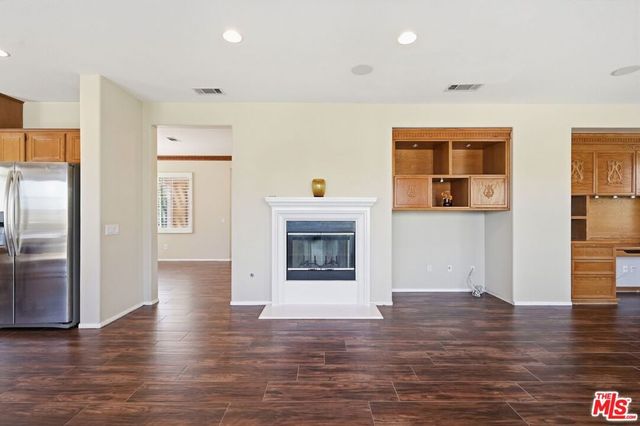 30118 Galbreth Court, Castaic, CA 91384