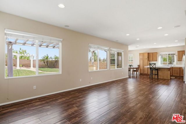 30118 Galbreth Court, Castaic, CA 91384