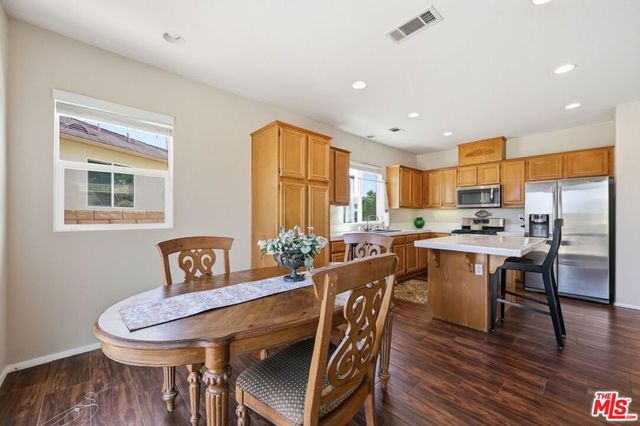 30118 Galbreth Court, Castaic, CA 91384