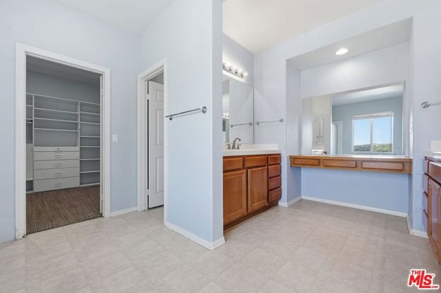 30118 Galbreth Court, Castaic, CA 91384