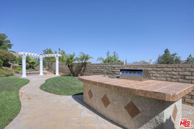 30118 Galbreth Court, Castaic, CA 91384