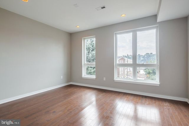 3832 MANOR ST, Philadelphia, PA 19128