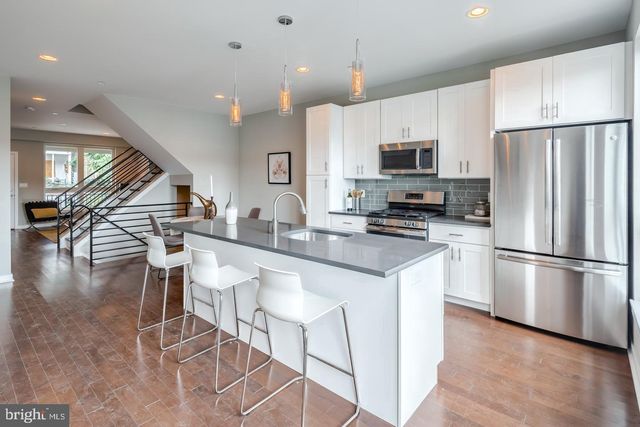 3832 MANOR ST, Philadelphia, PA 19128