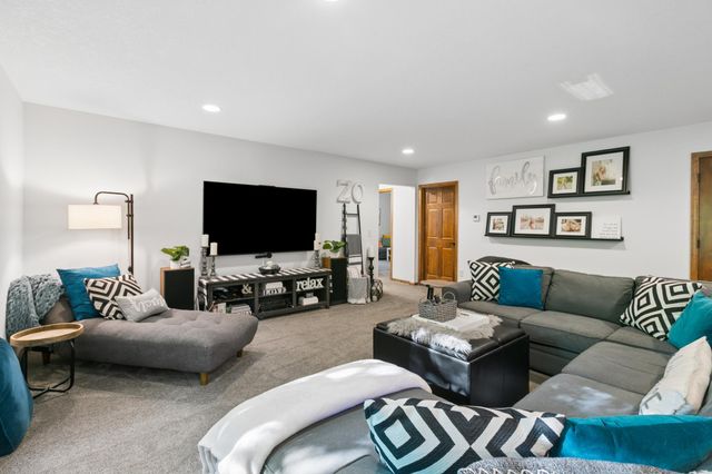 15528 Austin Street NE, Ham Lake, MN 55304
