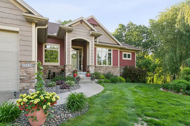 15528 Austin Street NE, Ham Lake, MN 55304