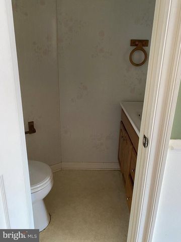 610 RAPPOLLA ST, Baltimore, MD 21224