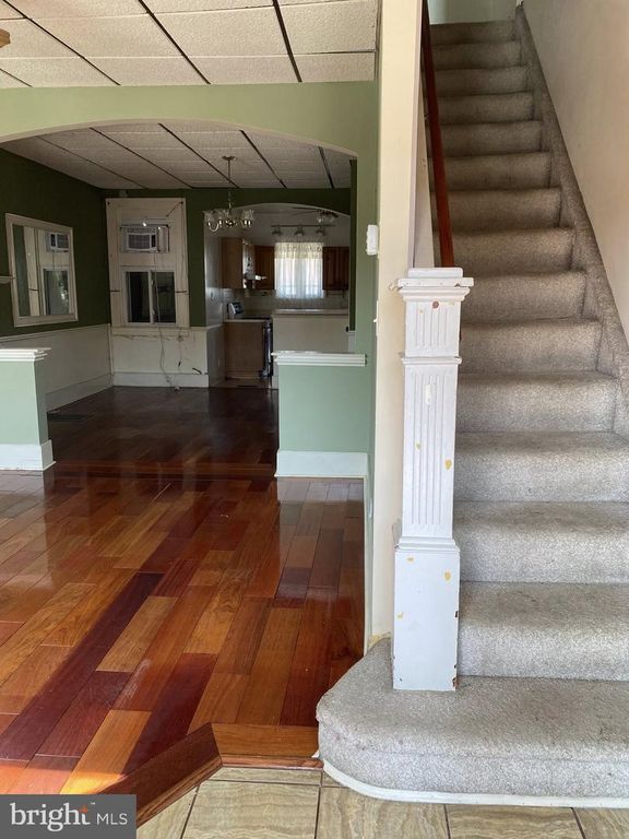 Image 7 of property listing at 610 RAPPOLLA ST, Baltimore, MD 21224