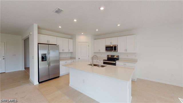 6753 Equinox LN, North Fort Myers, FL 33917