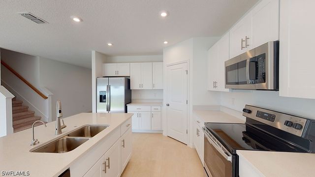 6753 Equinox LN, North Fort Myers, FL 33917