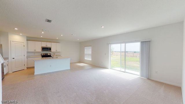 6753 Equinox LN, North Fort Myers, FL 33917