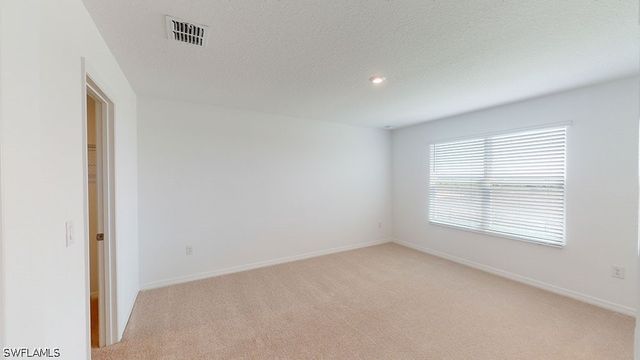 6753 Equinox LN, North Fort Myers, FL 33917