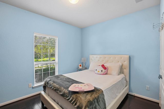8002 Riverine Terrace Drive, Richmond, TX 77406