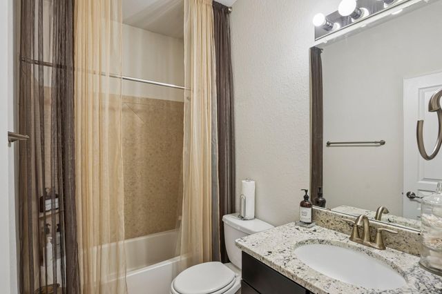8002 Riverine Terrace Drive, Richmond, TX 77406