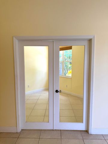 168 COCONUT KEY Lane, Delray Beach, FL 33484