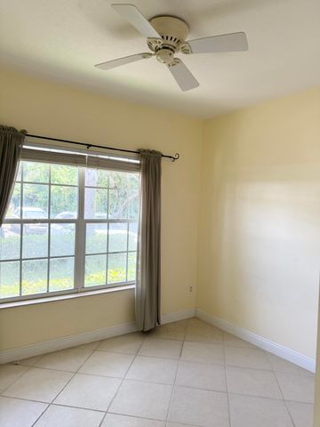 168 COCONUT KEY Lane, Delray Beach, FL 33484