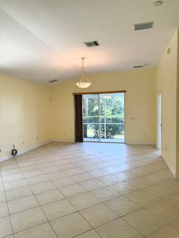 168 COCONUT KEY Lane, Delray Beach, FL 33484
